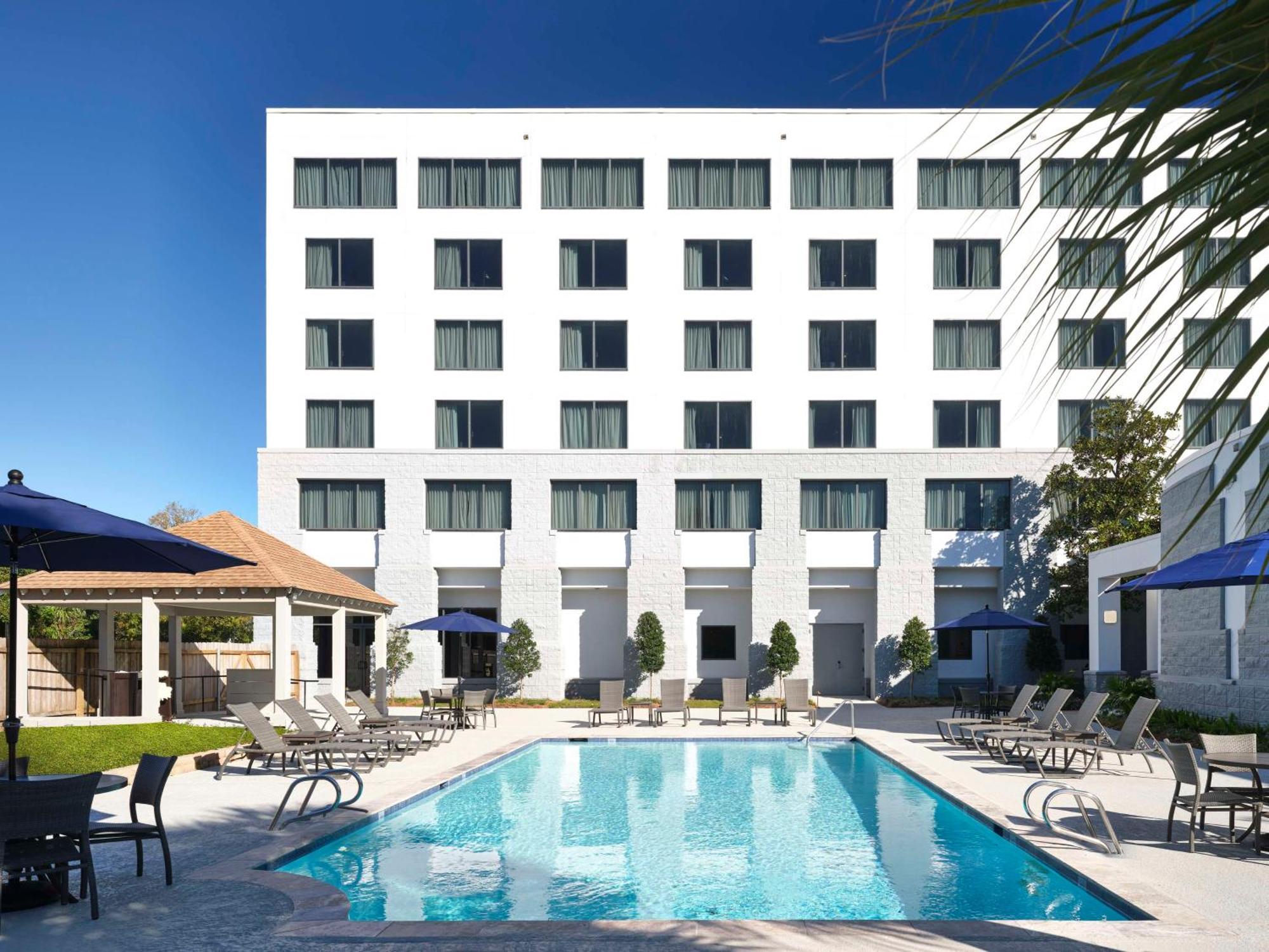 מלון קנר Hilton New Orleans Airport מראה חיצוני תמונה