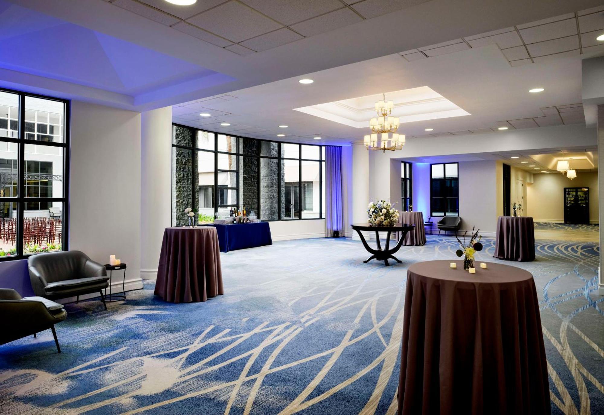 מלון קנר Hilton New Orleans Airport מראה חיצוני תמונה