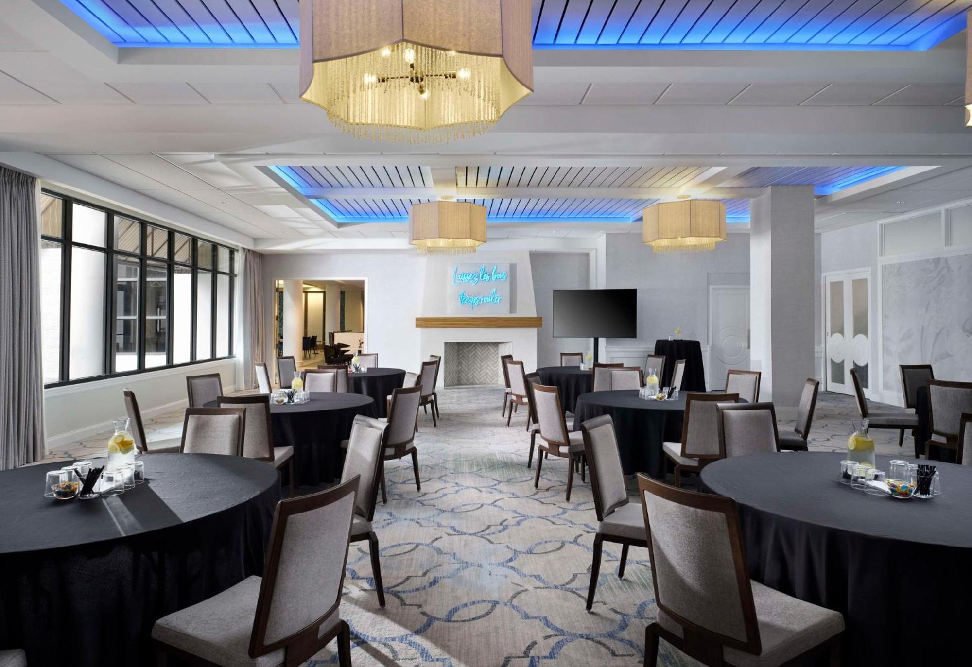 מלון קנר Hilton New Orleans Airport מראה חיצוני תמונה