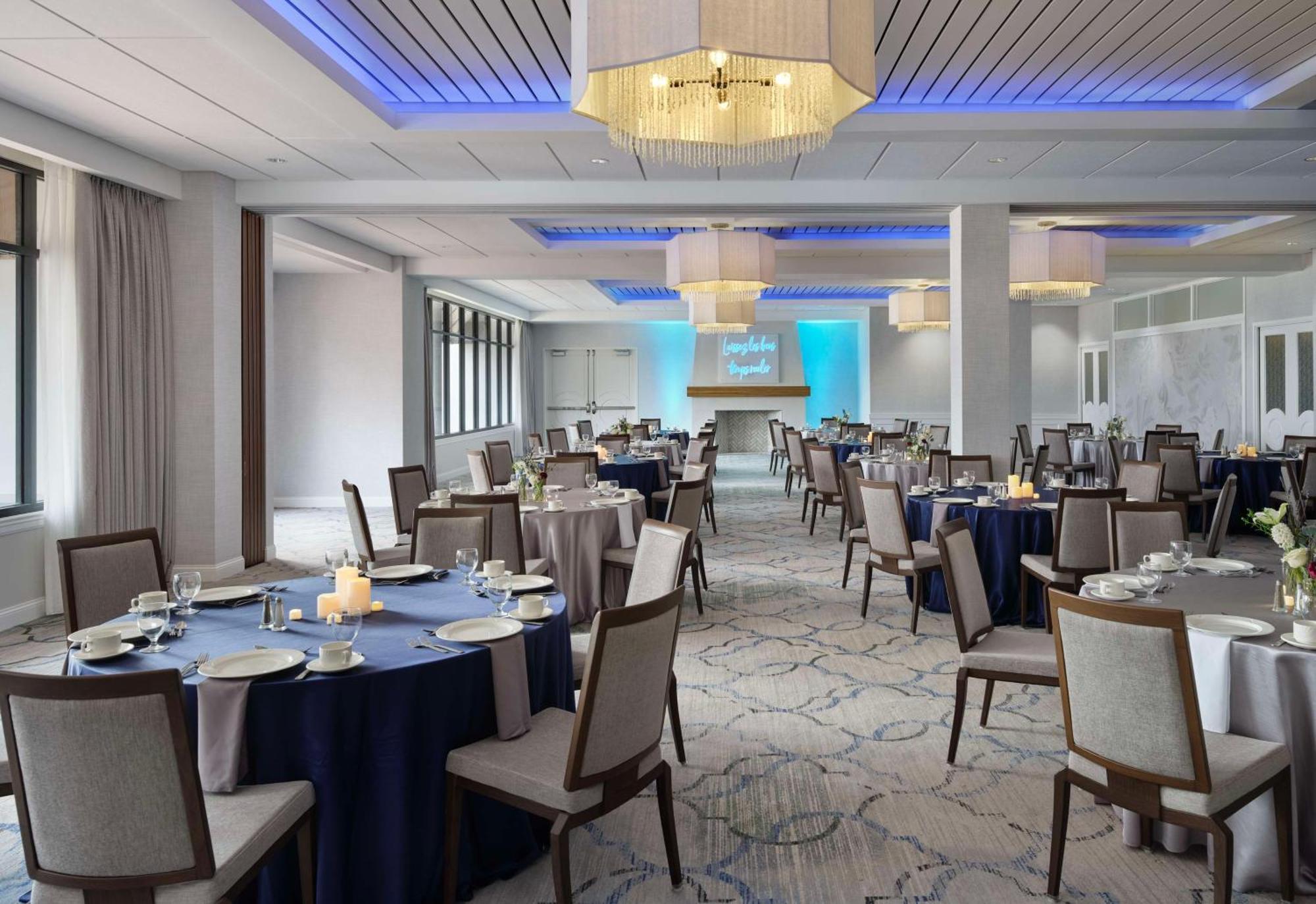 מלון קנר Hilton New Orleans Airport מראה חיצוני תמונה