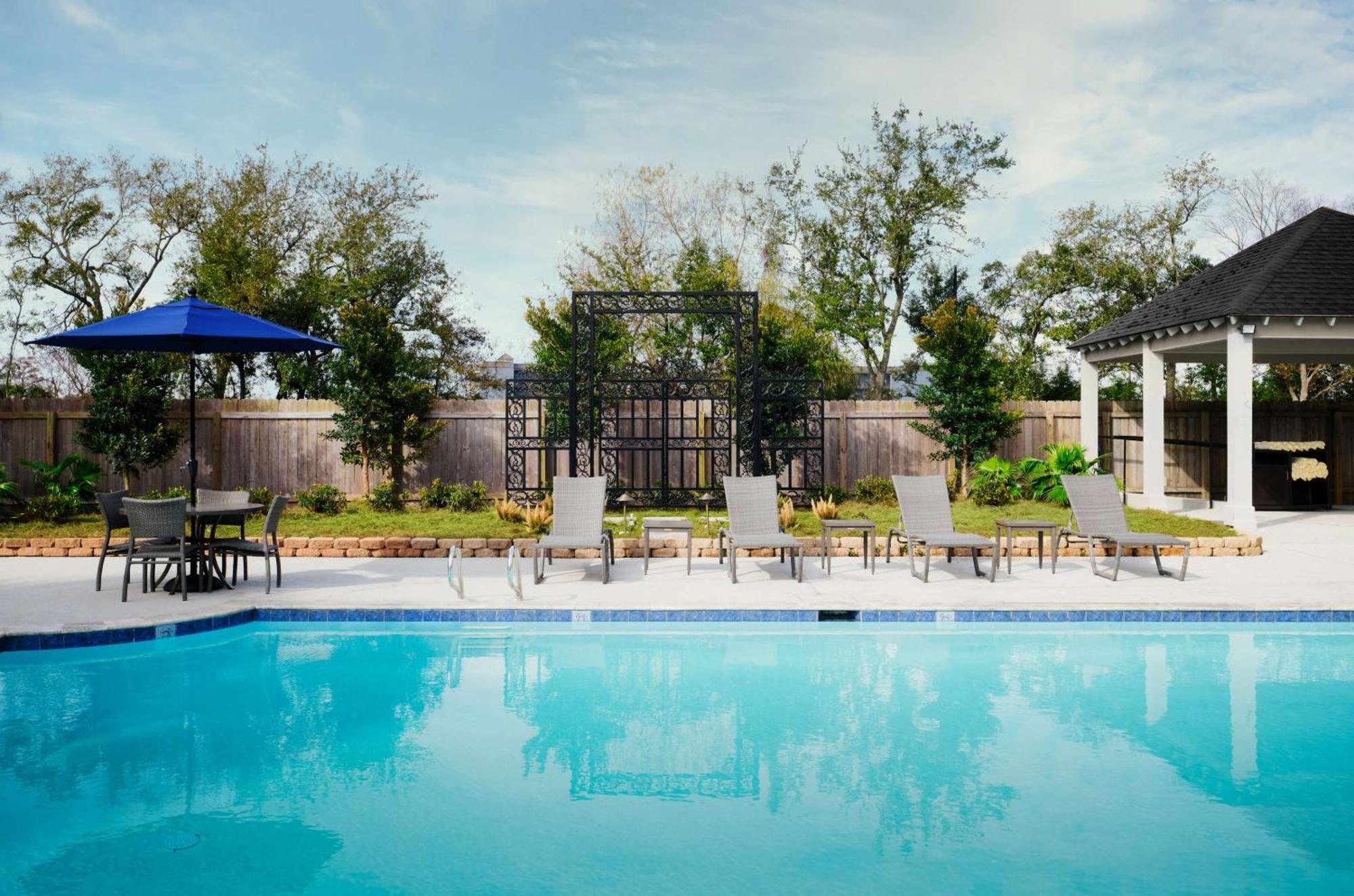 מלון קנר Hilton New Orleans Airport מראה חיצוני תמונה