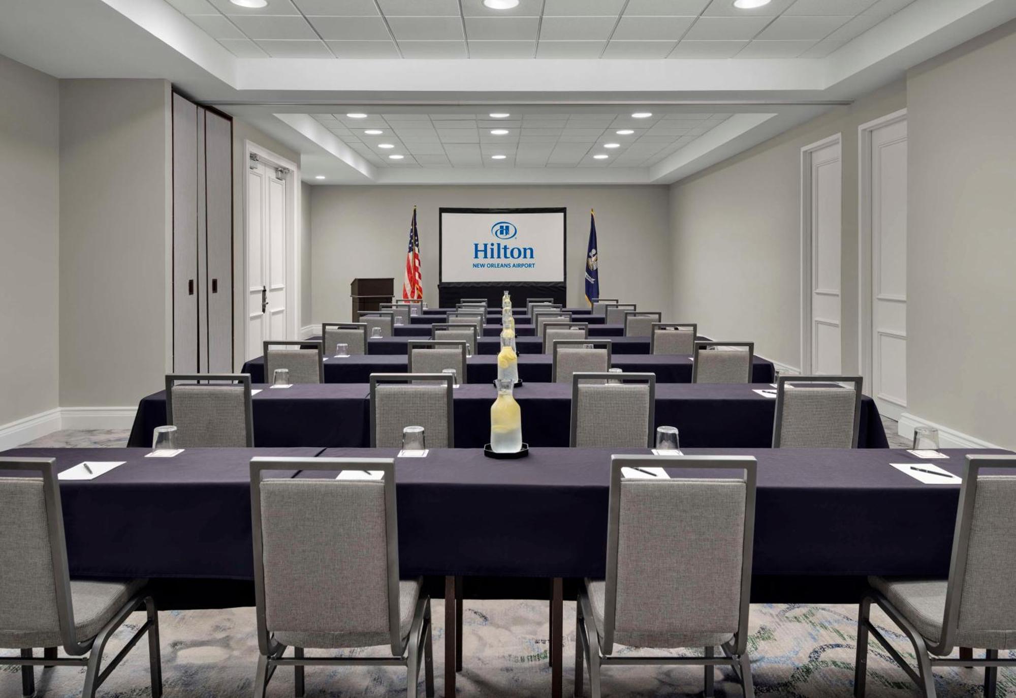מלון קנר Hilton New Orleans Airport מראה חיצוני תמונה