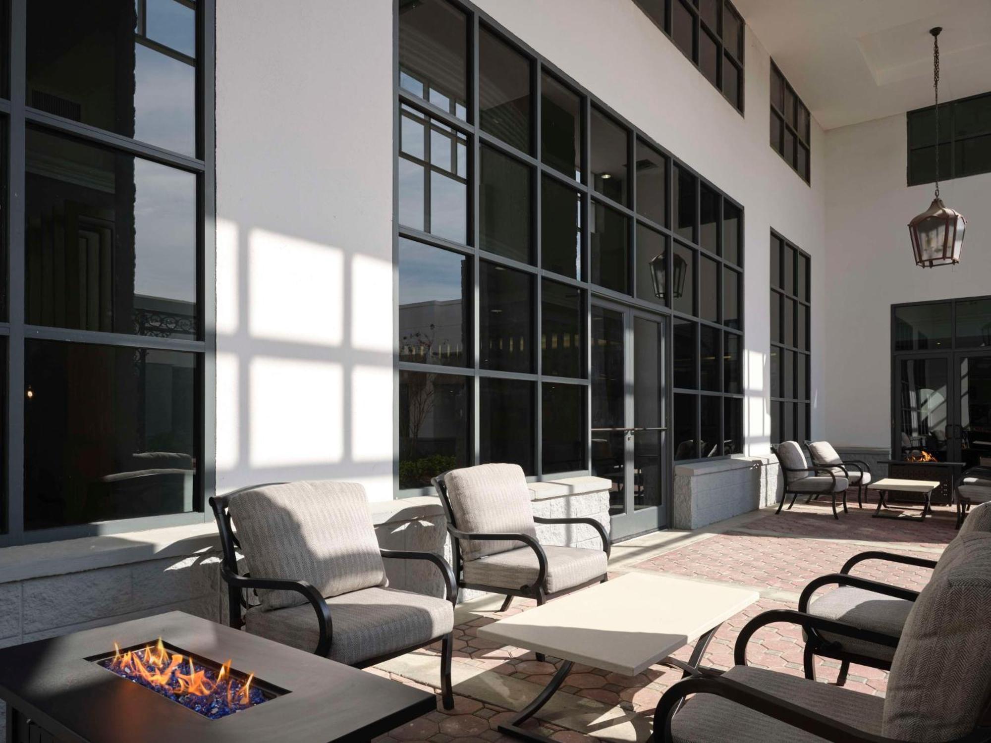 מלון קנר Hilton New Orleans Airport מראה חיצוני תמונה